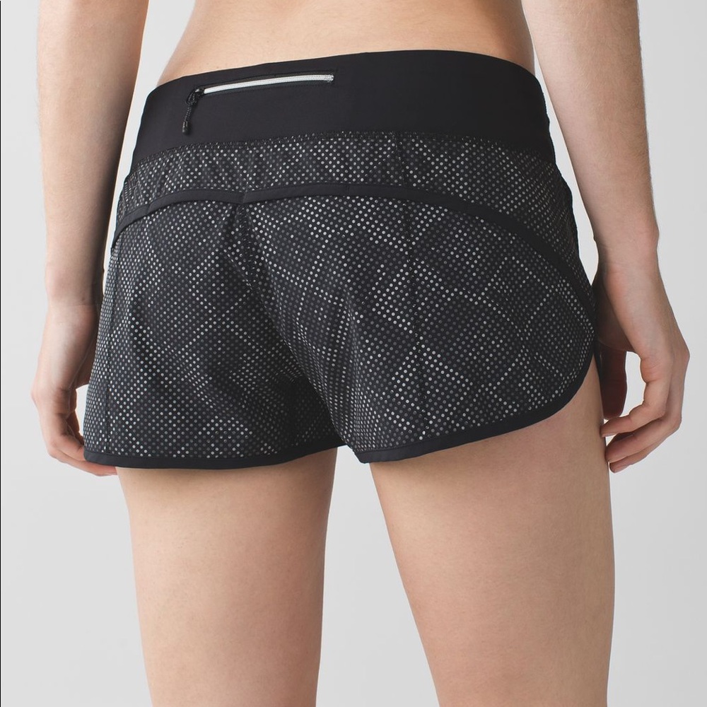 Lululemon Speed Short Ravish Reptile Silver Black - Picture 4 of 12